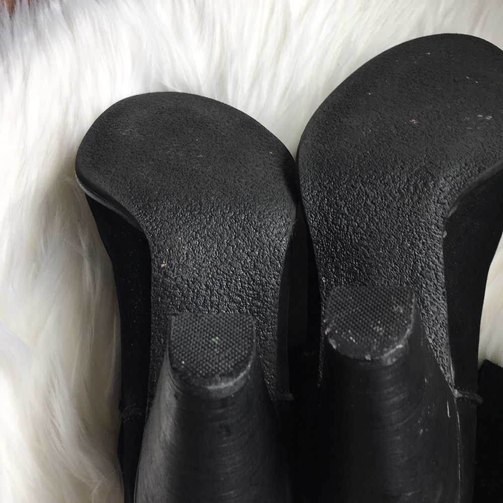 Boots - Picture 3 of 3